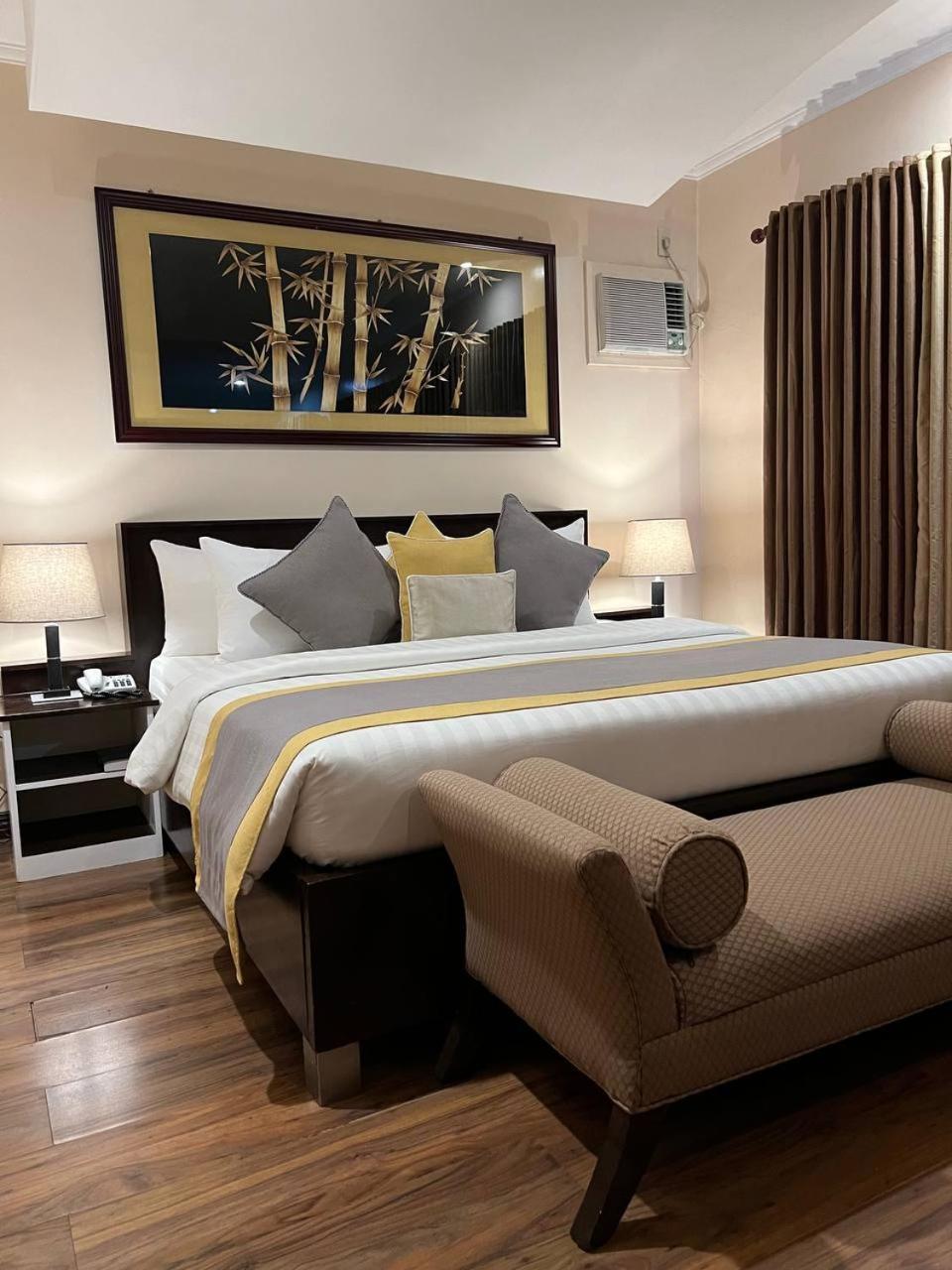 ซูบิก เรสซิเดนเซีย Hotel โอลองกาโป ภายนอก รูปภาพ