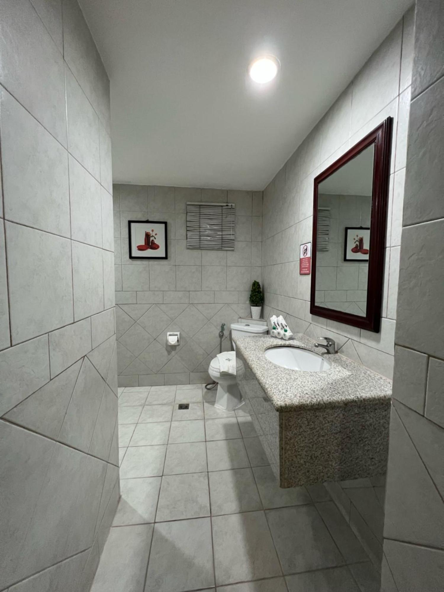 ซูบิก เรสซิเดนเซีย Hotel โอลองกาโป ภายนอก รูปภาพ