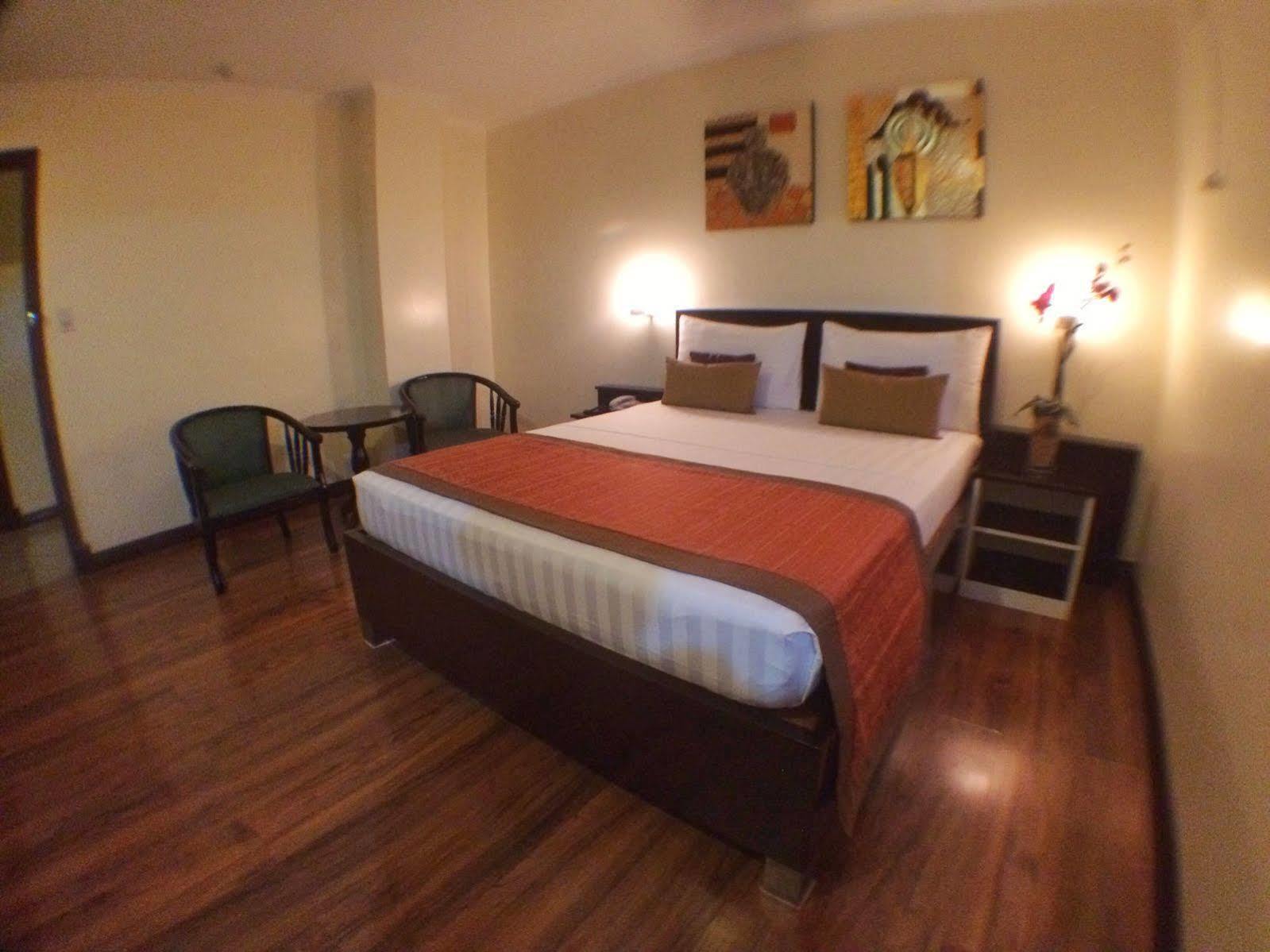ซูบิก เรสซิเดนเซีย Hotel โอลองกาโป ภายนอก รูปภาพ